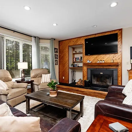 Trillium Place 01 With Wintergreen Advantage